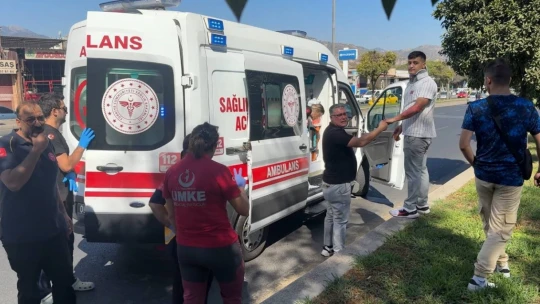 Aydın'da motosikletler çarpıştı: 3 yaralı