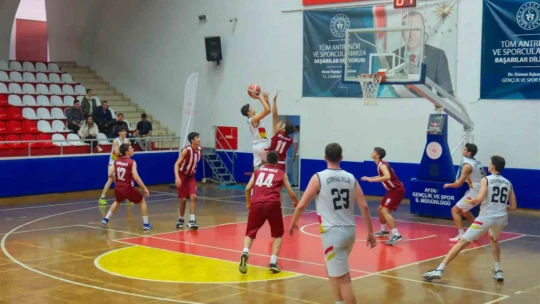 Aydın'da Okul Sporları Basketbol Yarı Final Müsabakaları başladı