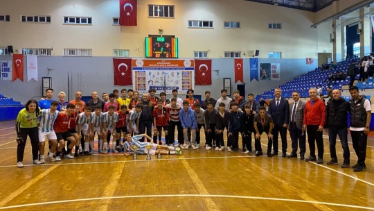 Aydın'da Okul Sporları Futsal Turnuvası sona erdi