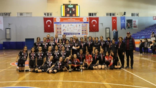 Aydın'da Okullar Arası Hentbol Turnuvası sona erdi
