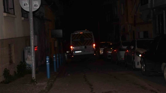 Aydın'da sabah namazından önce başlayan eğitime öğrenciler ve veliler isyan etti, okul görevlisi küfürler savurdu