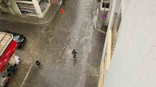 Aydın'da sağanak yağış etkili oluyor