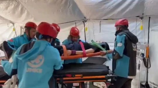Aydın'da sahra hastaneleri kurulumu eğitimi verildi