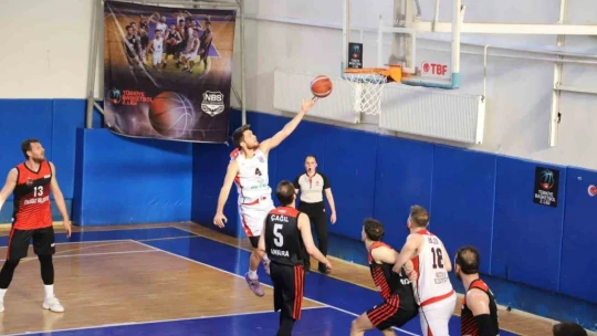 Aydın'da salon sporları parlamaya devam ediyor