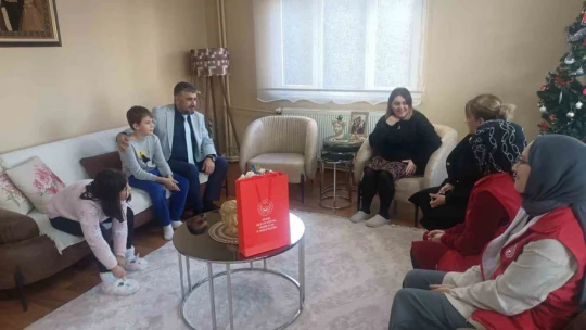 Aydın'da şehit aileleri ve gazileri yalnız bırakılmıyor