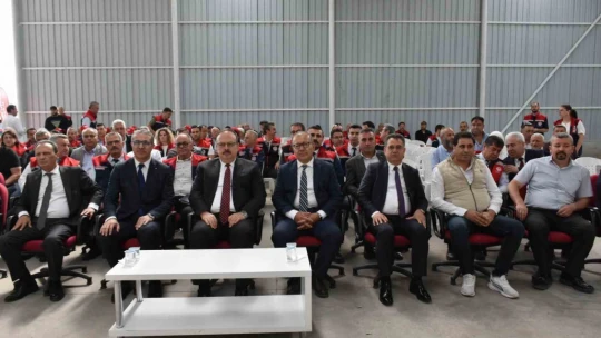 Aydın'da TAKE Projeleri kapsamında çiftçilere fide ve tohum dağıtıldı