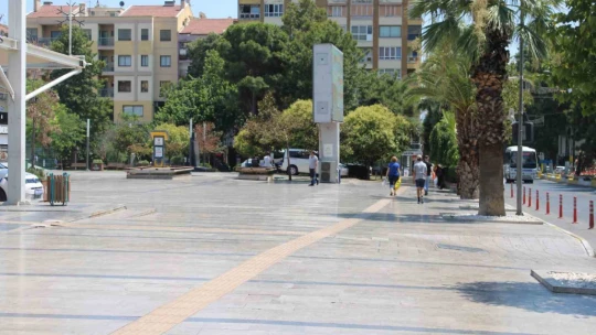 Aydın'da termometreler 41 dereceyi gördü