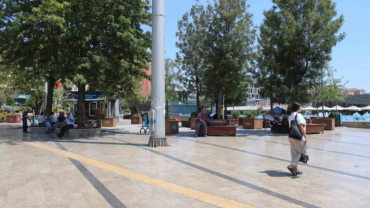 Aydın'da termometreler 41 dereceyi gördü