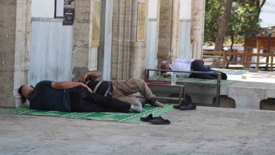 Aydın'da termometreler 44 dereceyi gördü