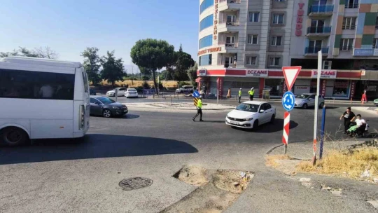 Aydın'da trafik ekiplerinden 'sınav' mesaisi