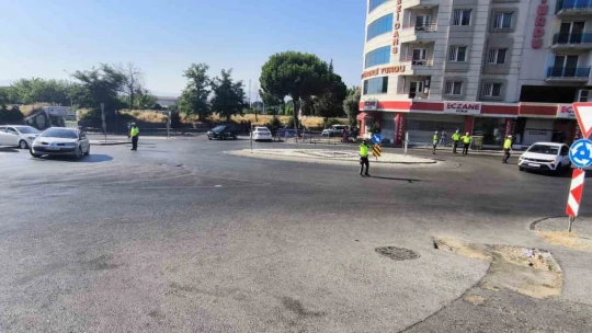 Aydın'da trafik ekiplerinden 'sınav' mesaisi