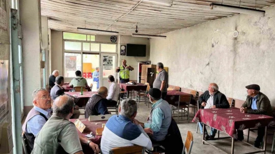 Aydın'da traktör sürücüleri bilgilendirildi