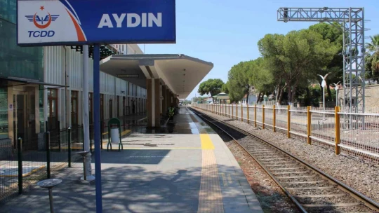 Aydın'da tren seferleri iptal oldu, vatandaşlar kapıdan döndü