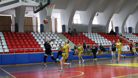 Aydın'da U16 Kızlar Anadolu Şampiyonaları başladı