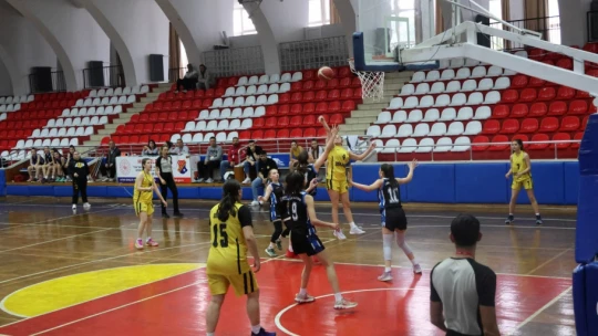 Aydın'da U16 Kızlar Anadolu Şampiyonaları başladı