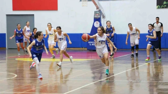 Aydın'da U16 Kızlar Basketbol Şampiyonası başladı