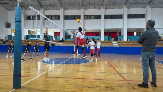 Aydın'da Voleybol Yıldızlar Grup Yarışması'nda heyecan başlıyor