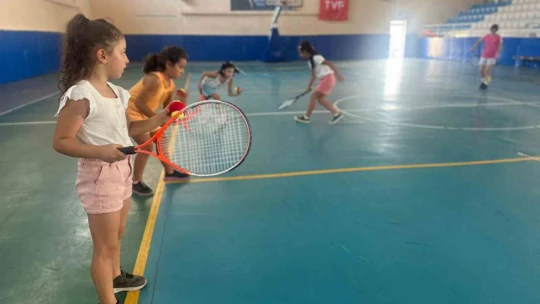 Aydın'da yaz spor okulları dolu dolu geçiyor