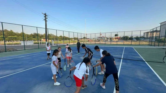 Aydın'da yaz spor okulları dolu dolu geçiyor