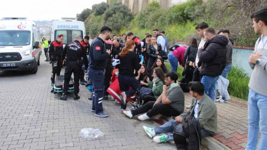 Aydın'da yolcu minibüsü devrildi: 28 yaralı