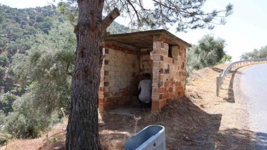 Aydın Dağları'nda susayanlar bu hayırla susuzluğunu gideriyor