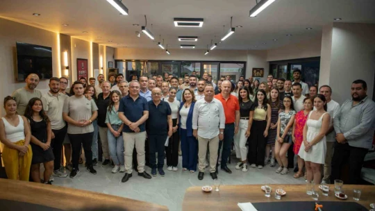 Aydın'daki CHP'li Belediye Başkanları Kuşadası'nda bir araya geldi