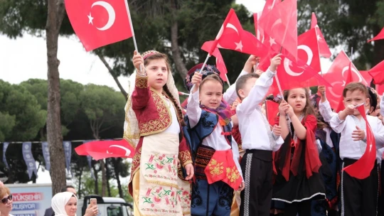 Aydın'daki çocuk gelişim merkezlerinde eğitim gören öğrenciler 23 Nisan'ı coşkuyla kutladı