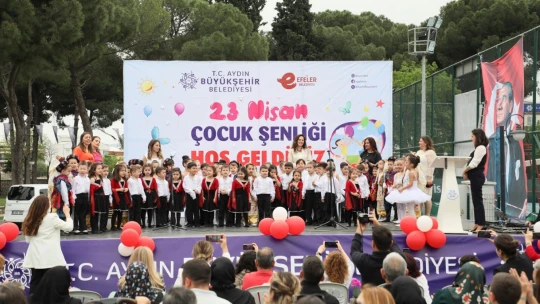 Aydın'daki çocuk gelişim merkezlerinde eğitim gören öğrenciler 23 Nisan'ı coşkuyla kutladı
