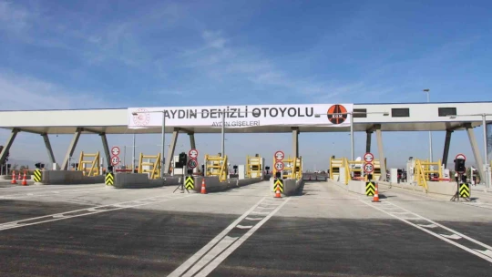 Aydın-Denizli Otoyolu hizmete açıldı