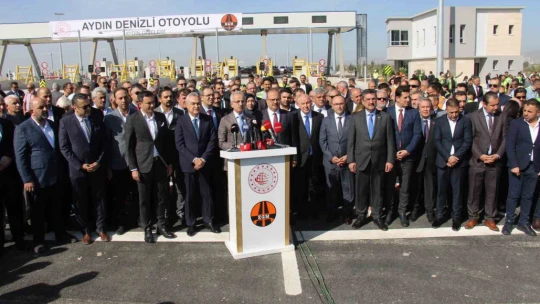 Aydın-Denizli Otoyolu hizmete açıldı