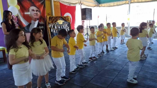 Aydın Devlet Hastanesi Kreşi'nde mezuniyet coşkusu