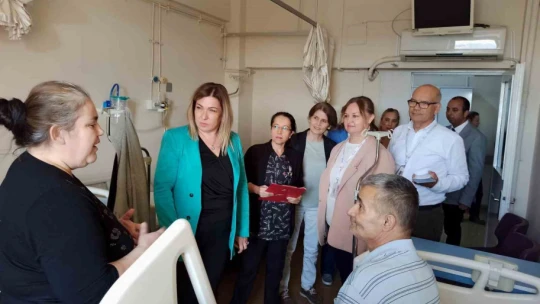 Aydın Devlet Hastanesi'nde hastalar hasta hakları konusunda bilgilendirildi