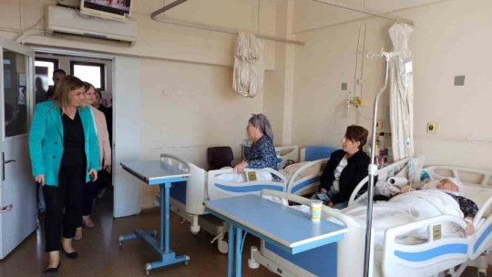 Aydın Devlet Hastanesi'nde hastalar hasta hakları konusunda bilgilendirildi