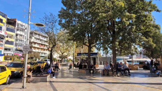 Aydın, Ekim ayında yazdan kalma günlerini yaşıyor