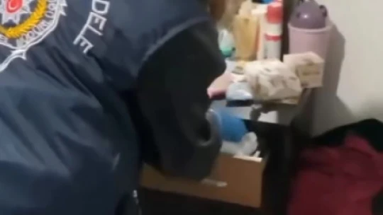 Aydın Emniyeti dolandırıcı çetesini çökertti