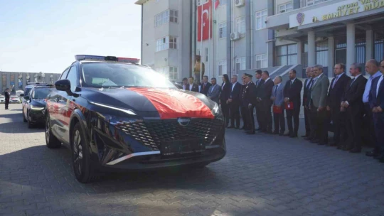 Aydın emniyetine yeni araçları teslim edildi