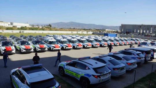Aydın emniyetine yeni araçları teslim edildi