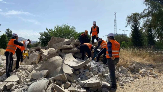 Aydın Gençlik ve Spor İl Müdürlüğü personelleri arama-kurtarma eğitimi aldı