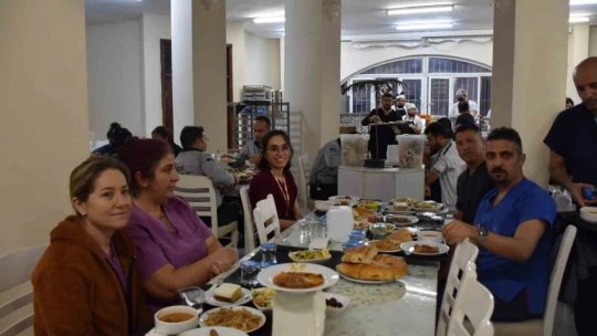 Aydın İl Sağlık Müdürü Şenkul sağlık personeli ile iftarda buluştu