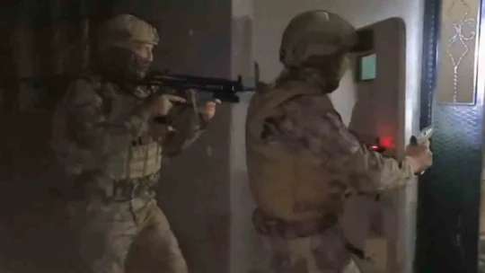 Aydın'ın da arasında bulunduğu 'Mercek-4' operasyonunda bin 127 şüpheli yakalandı