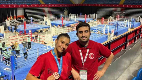 Aydın'ın demir ayağı Ceylin, Türkiye Şampiyonu oldu