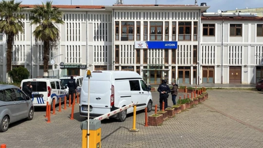Aydın'ın göbeğinde bomba paniği