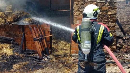 Aydın itfaiyesi 24 saatte 59 yangına anında müdahale etti