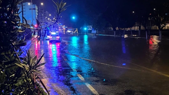 Aydın-İzmir karayolunda sürücüler zor anlar yaşadı