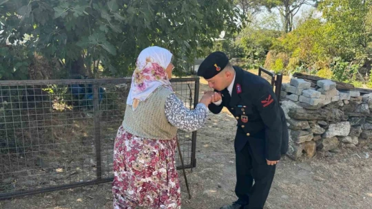 Aydın Jandarma Komutanlığı gazileri unutmadı