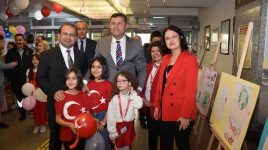 Aydın Kadın Doğum ve Çocuk Hastanesi'nde 23 Nisan kutlaması