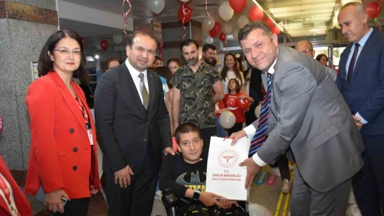 Aydın Kadın Doğum ve Çocuk Hastanesi'nde 23 Nisan kutlaması