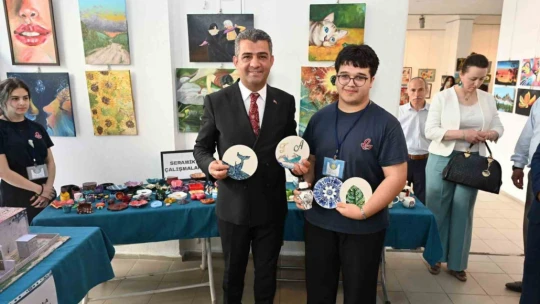 Aydın Lisesi karma resim sergisi açıldı
