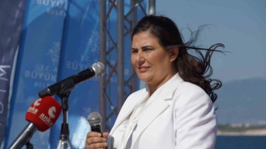 Aydın-Muğla deniz otobüsü seferleri başladı: CHP Lideri Özgür Özel kaptan köşküne geçerek ilk seferin startını verdi