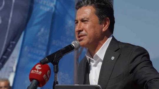 Aydın-Muğla deniz otobüsü seferleri başladı: CHP Lideri Özgür Özel kaptan köşküne geçerek ilk seferin startını verdi